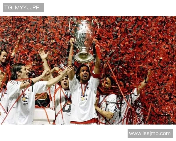 回顾当年那些风靡一时的足球明星与他们的辉煌瞬间