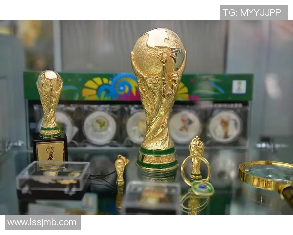 足球明星与奢华钟表的完美结合高清图片欣赏 足球明星与奢华钟表的完美结合高清图片欣赏