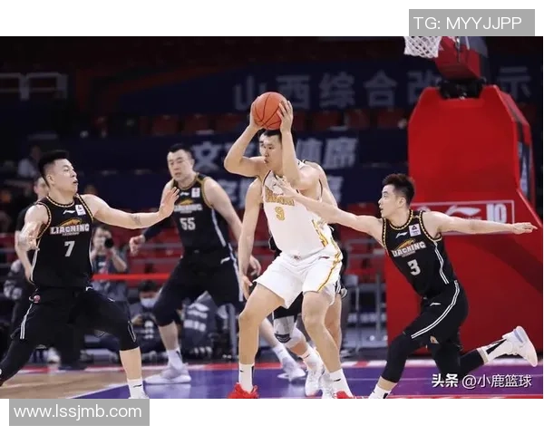 杭州篮球队实力揭秘:从战术分析到球员风采的全面探讨 杭州篮球队实力揭秘:从战术分析到球员风采的全面探讨